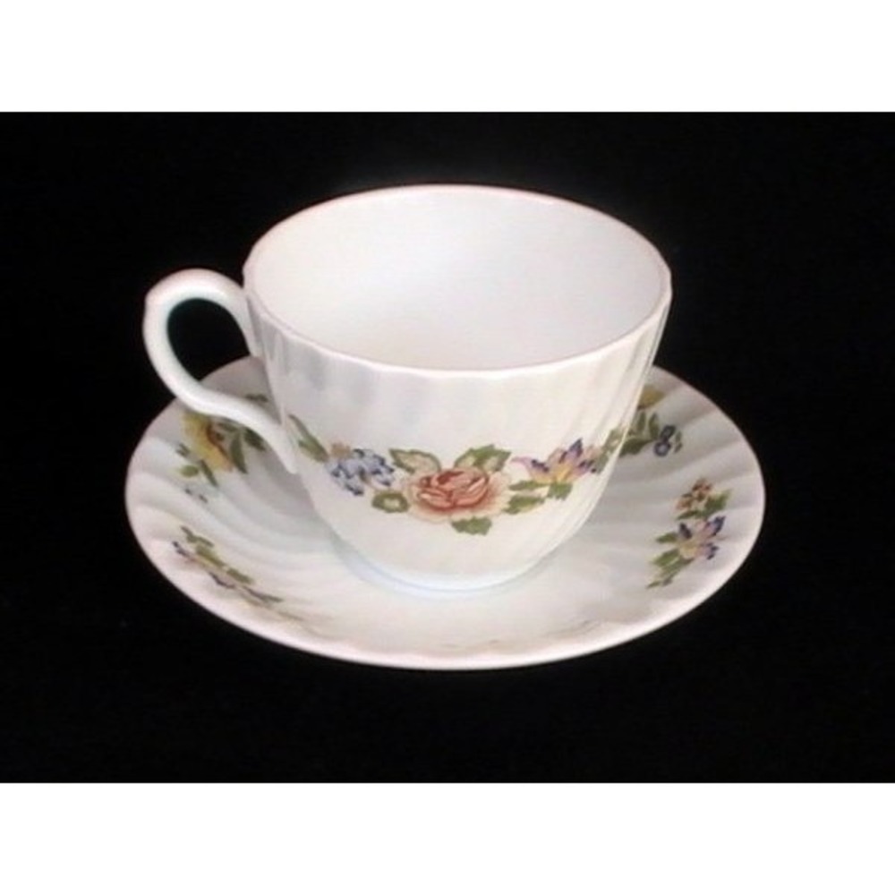 Aynsley Cottage Garden Swirl Cup & Saucer Butterfly Flowers Beautiful